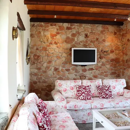 Diakofti Beachfront Villa *