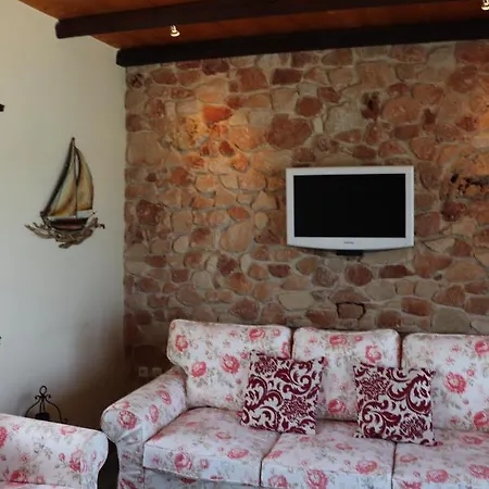 Villa Diakofti Beachfront *